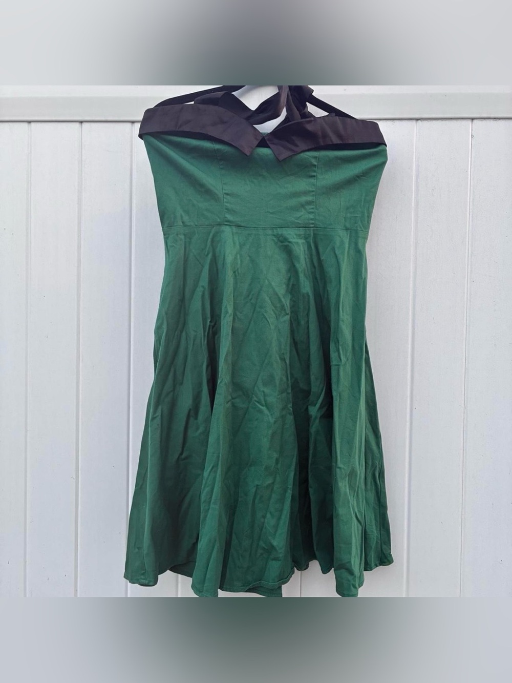 Dressystar Green Halter Swing Dress with Black Trim Retro Pinup Sz M